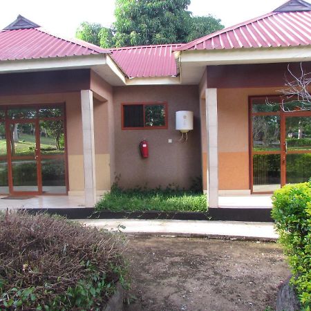 Mikumi Resort Hotel Dış mekan fotoğraf